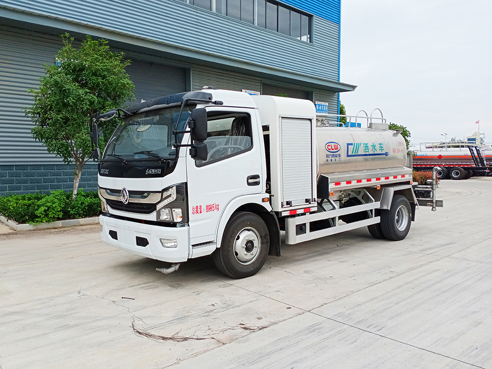 CL5093GSSBEV东风5方纯电动洒水车